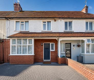 3 bedroom terraced house to rent - Photo 1