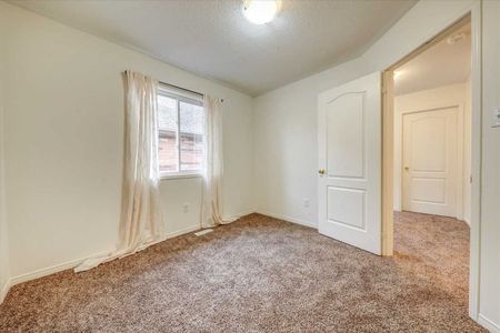 For Lease - 11 Bushmill Circle, Brampton, Ontario - Photo 5