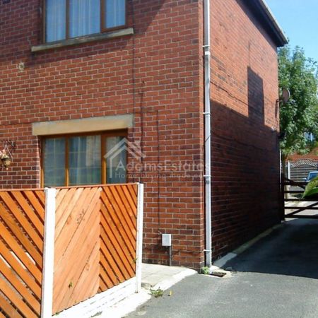 Price £850 pcm - Available Now - Unfurnished - Photo 4