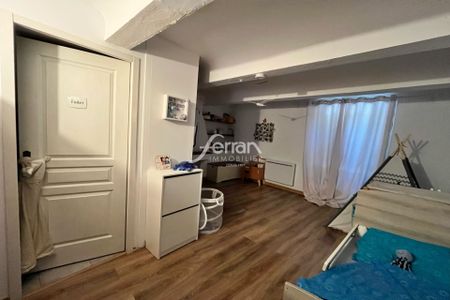 Location Maison 4 pièces 137m² AUPS 83630 - Photo 2