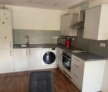 2 Bed Flat, Sangha Court, LE1 - Photo 5