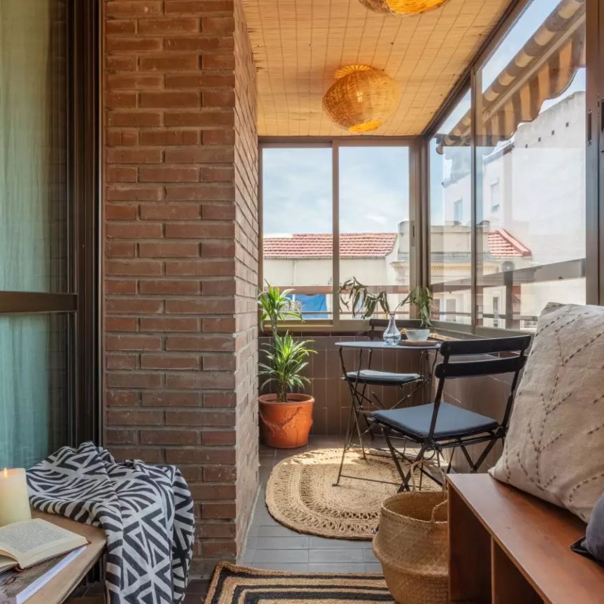 Furnished 1-bedroom apartment for rent in Almagro - Foto 1