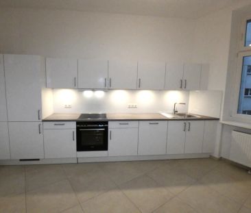 Elegante 3,5 Zimmer Altbauwohnung mit neuer Küche – unbefristet - E... - Photo 4