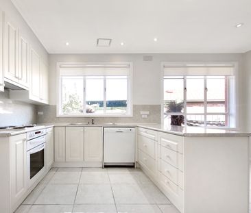 4 Stratford Ave, Bentleigh East VIC 3165 - House For Rent | Domain - Photo 5