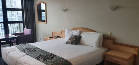 Fully Furnished Studio Apartment in Prime Auckland City Location - Photo 3