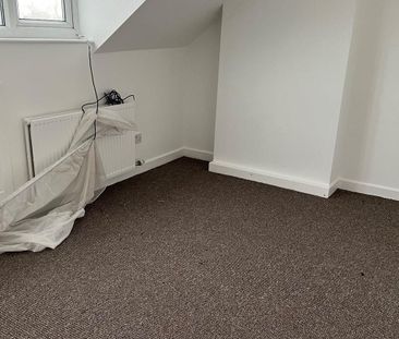 4 Bed Terraced House, Aviary Road, LS12 - Photo 5