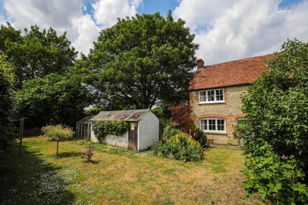 2 bedroom cottage to rent - Photo 2