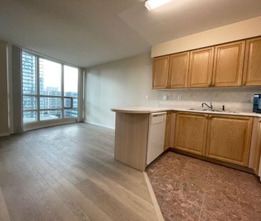 For Lease - 238 Doris Avenue Unit# 1801, Toronto, Ontario - Photo 4