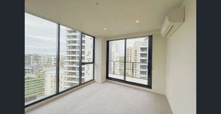 Stylish Two-Bedroom Apartment in the Heart of South Yarra - Photo 5