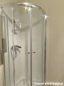 Logement à Paris, Location meublée - Photo 5