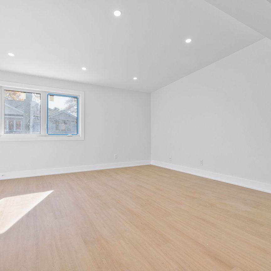 For Lease - 598 Kirkwood Avenue Unit# 4, Westboro - Hampton Park, Ontario - Photo 1