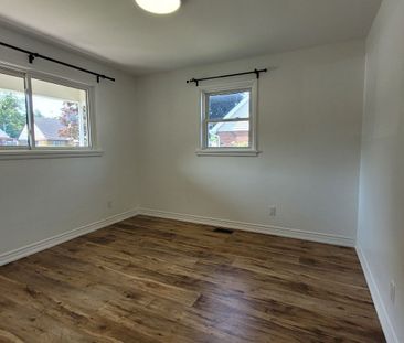 For Lease - 27 Fairburn Avenue Unit# Main, St. Catharines, Ontario - Photo 4