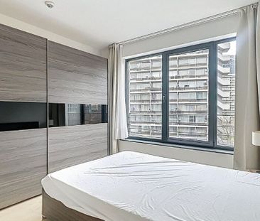 Appartement te huur in Brussel voor € 950 met 1 slaapkamer - Photo 6