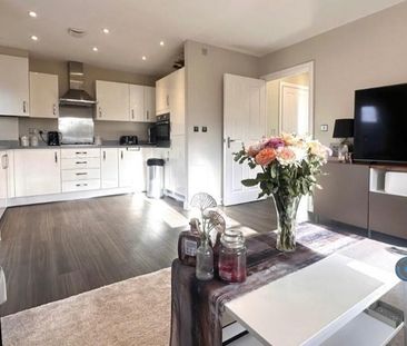 1 bedroom flat to rent - Photo 2