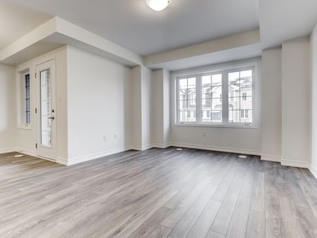For Lease - 7 Bluegill Crescent, Whitby, Ontario - Photo 3