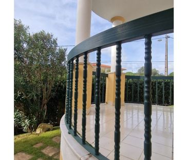 2 room luxury Flat for rent in Cascais, Lisbon - Photo 2