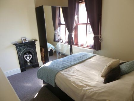 2 bedroom detached house to rent - Photo 3