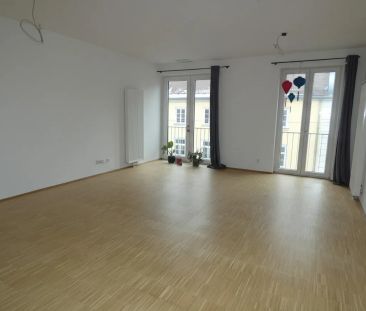 Helle 2-Zimmer-Wohnung im Herzen der Stadt - Photo 2