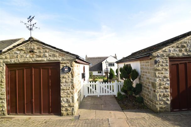 Briestfield Road, Briestfield, Dewsbury - Photo 1