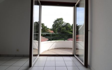 Location Appartement P2 en attique Thoiry - Photo 5