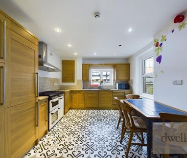 1 bedroom in a house share to rent - Photo 5