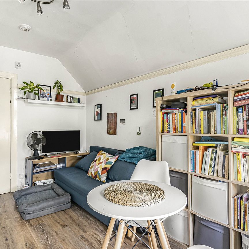 Drewstead Road, London, SW16 1LY - Photo 1