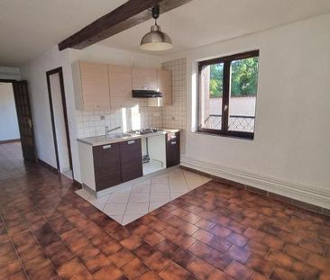 Location Appartement 3 pièces 82m² PONT DU CHATEAU 63430 - Photo 4