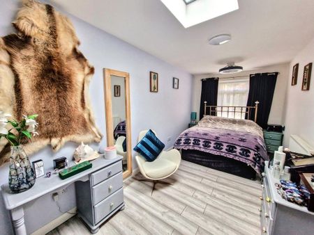 3 bedroom detached house to rent - Photo 4