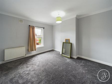 2 bedroom terraced house to rent - Photo 4