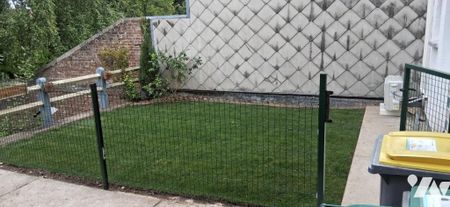 A LOUER T2 MEUBLE AVEC PETIT JARDIN - Photo 4