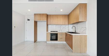 Stylish apartment crafted for modern coastal living - Photo 3