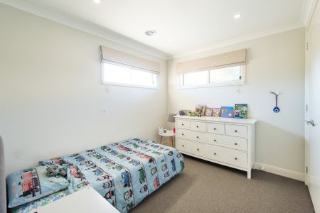 For inspection details please contact: Adriana McDonald amcdonald@hodges.com.au or 9598 1111 - Photo 4