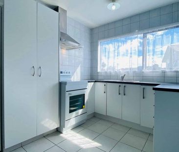 Family home on Solveig Place, Randwick Park - Photo 3
