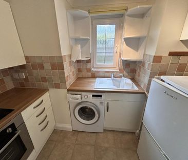1 bedroom ground floor flat to rent - Photo 4