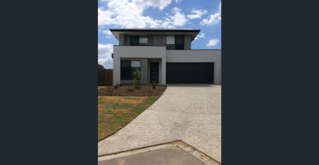 4 Bedroom plus study Home - Photo 3