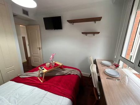 Calle de Arturo Soria, Madrid, Community of Madrid 28033 - Foto 3