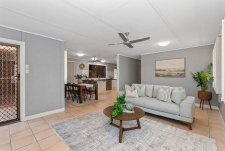 27 Newton Street, Wulguru - Photo 3