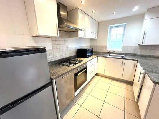 2 bedroom apartment to rent - Photo 1