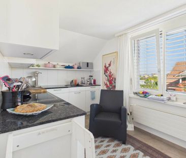 Einzigartige 3.5-Zimmer-Dachwohnung mit moderner Küche und Badezimmer - Foto 6