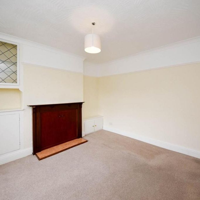 4 bedroom detached bungalow to rent - Photo 1