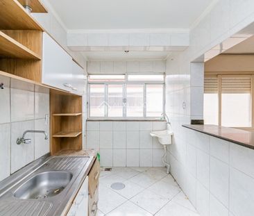 Apartamento com 2 quartos e 59m² para alugar em Jardim Leopoldina, ... - Photo 3