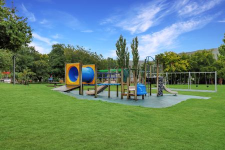 2 Bedroom in sunny Stokes Valley entrance - Photo 5