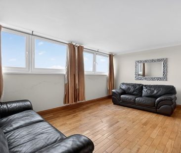 Moveen House, Moveen House, Belfast, BT10 0EF - Photo 1