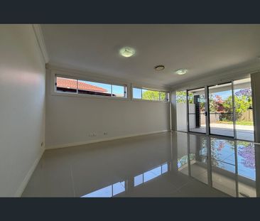 78 Damien Avenue, Greystanes, NSW 2145 - Photo 6