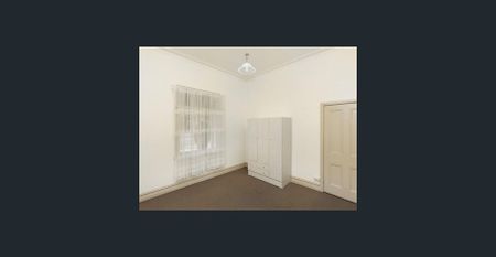 CHARMING THREE-BEDROOM HOME! - Photo 2