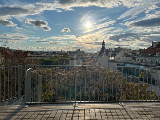 EXKLUSIV AUF 3 ETAGEN MIT GROSSZÜGIGER TERRASSE UND TRAUMHAFTEM AUSBLICK - Photo 1