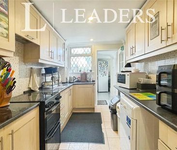 3 bedroom terraced house to rent - Photo 3