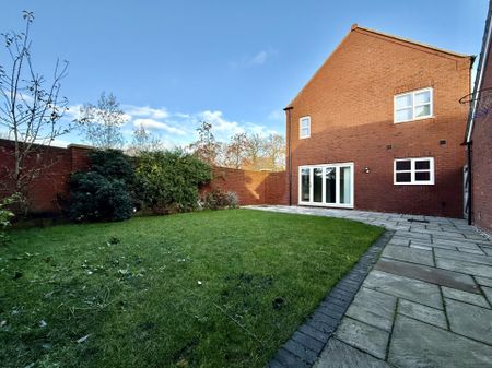 Hartford Crescent, Preston - Photo 3