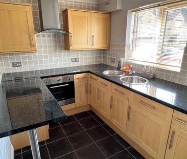 2 bedroom terraced house to rent - Photo 6