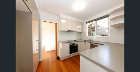 Best location - Photo 4